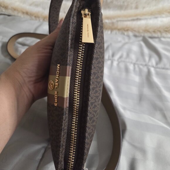 NWT - Michael Kors Belt Bag - Picture 5 of 9